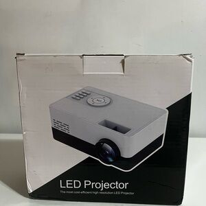 LED Projector - Black and White